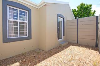 2 Bedroom Property for Sale in Table View Western Cape